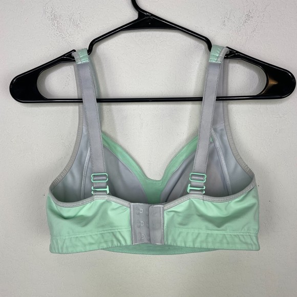 Lululemon Ta Ta Tamer III Bra in Mint Green size 34D - Picture 3 of 7
